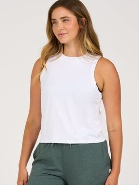 Vuori Energy Tank Top White XL